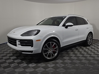2024 Porsche Cayenne for sale in Waukesha WI