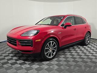 2025 Porsche Cayenne for sale in Waukesha WI