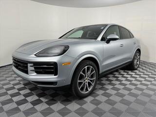 2025 Porsche Cayenne for sale in Waukesha WI