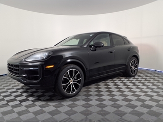 2025 Porsche Cayenne for sale in Waukesha WI
