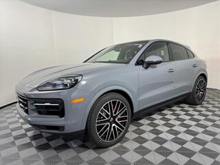 2024 Porsche Cayenne for sale in Waukesha WI