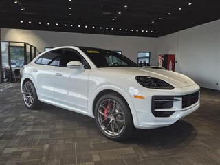 2024 Porsche Cayenne