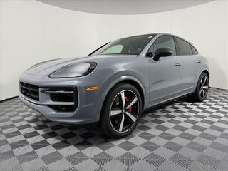 2024 Porsche Cayenne for sale in Waukesha WI