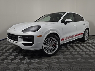 2025 Porsche Cayenne for sale in Waukesha WI