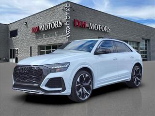 2023 Audi RS Q8