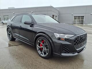 2026 Audi RS Q8 performance