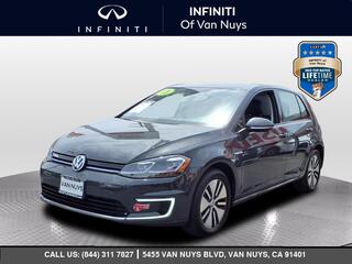2017 Volkswagen e-Golf