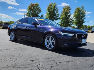 2017 Volvo S90