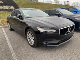 2017 Volvo S90