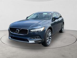 2026 Volvo V90 Cross Country