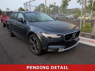 2018 Volvo V90 Cross Country