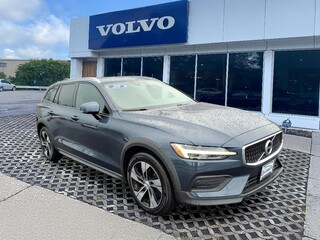 2020 Volvo V60 Cross Country for sale in Rochester NY