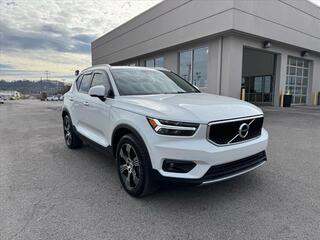 2021 Volvo XC40