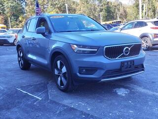 2021 Volvo XC40