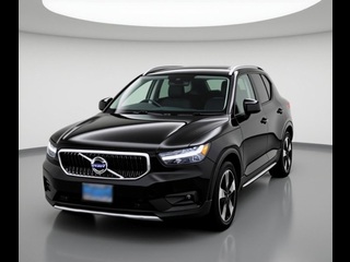 2021 Volvo XC40