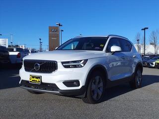 2022 Volvo XC40