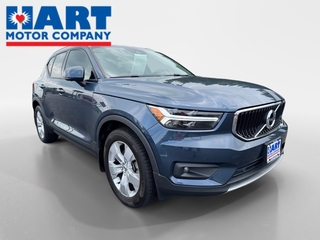 2021 Volvo XC40