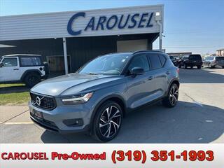 2022 Volvo XC40