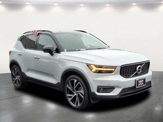 2022 Volvo XC40