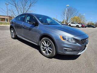 2018 Volvo S60 Cross Country