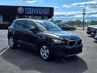 2022 Volvo XC40