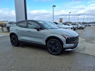 2026 Volvo EX30 Cross Country