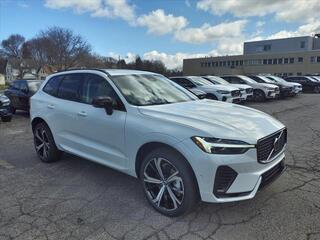 2025 Volvo XC60