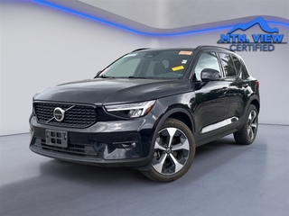 2023 Volvo XC40