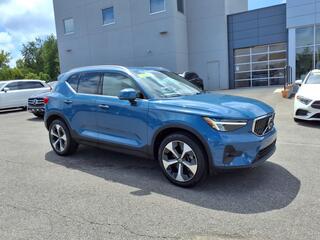 2023 Volvo XC40