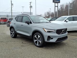 2026 Volvo XC40