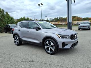2026 Volvo XC40