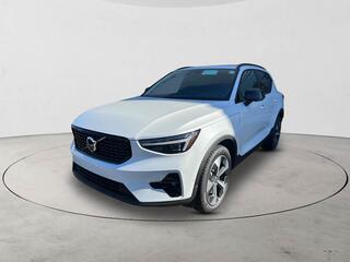 2026 Volvo XC40