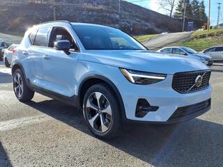 2026 Volvo XC40