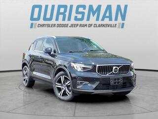 2023 Volvo XC40