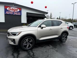 2023 Volvo XC40