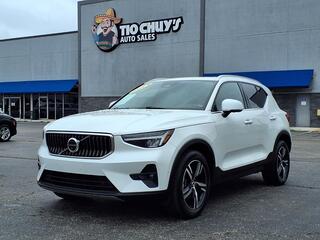 2023 Volvo XC40