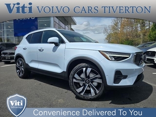 2024 Volvo XC40