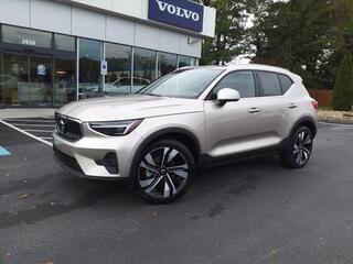 2024 Volvo XC40