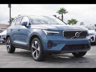 2024 Volvo XC40