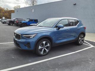 2024 Volvo XC40