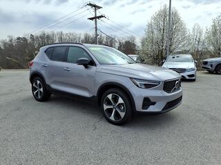 2026 Volvo XC40