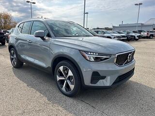 2025 Volvo XC40