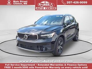 2025 Volvo XC40