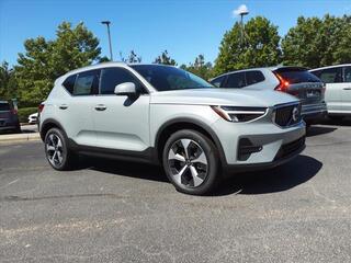 2024 Volvo XC40