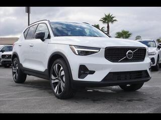 2024 Volvo XC40