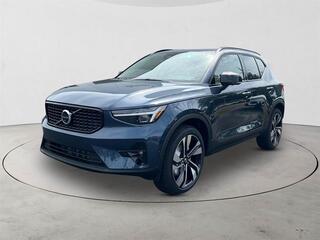 2026 Volvo XC40