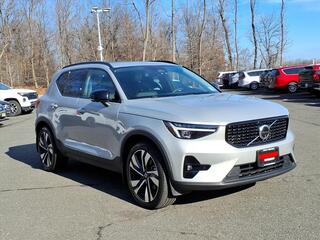 2024 Volvo XC40