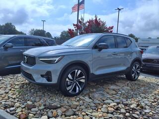 2026 Volvo XC40