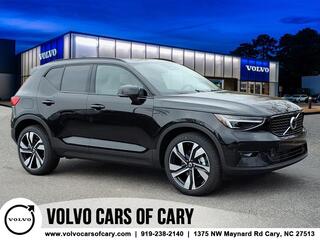 2026 Volvo XC40