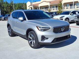 2023 Volvo XC40